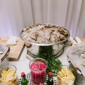 pmg group montreal catering 819x1024