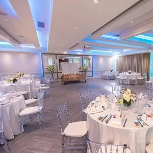 le crystal intimate wedding 1024x1024