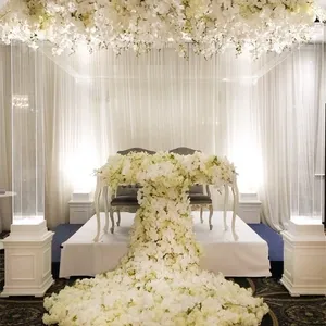 decor and more honour table with silk flowers