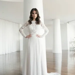 elegant wedding stylish tropical wedding inspiration5 683x1024