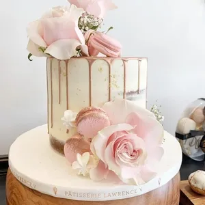 wedding cake pattisserie lawrence v 819x1024