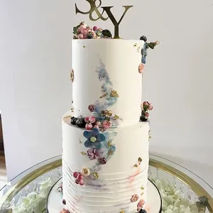 patisserie lawrence modern wedding cake 768x1024