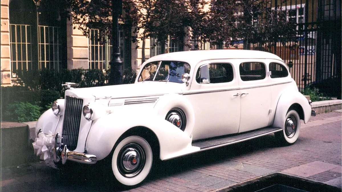 signature limon montreal wedding limousines8