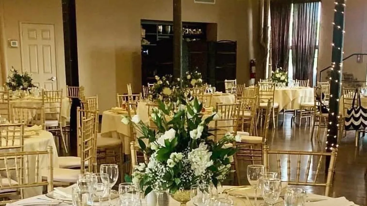 359519150 10228296742875593 71171802112835940 n