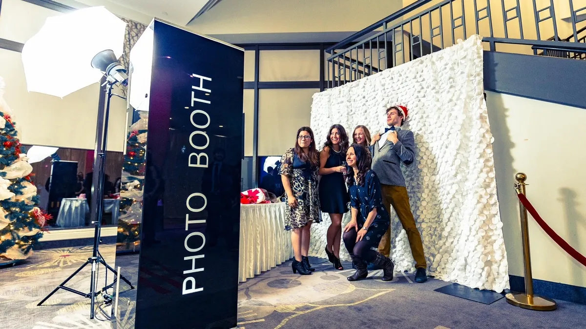 entertainment stars photo booth