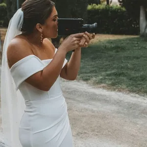 BRIDE SHOOTING A VIDEO