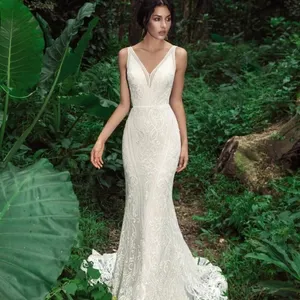 elegant wedding chic nostalgia bridal available at atelier nustyle9 712x1024