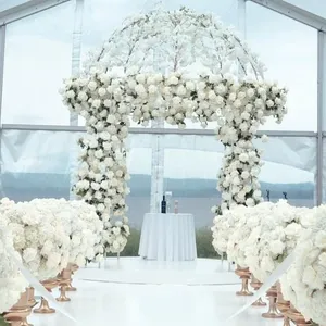 Lelili Fleurs white wedding ceremony