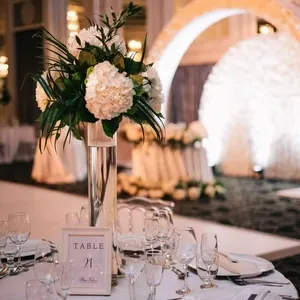 LA VIE FLEURIE CENTRE PIECE