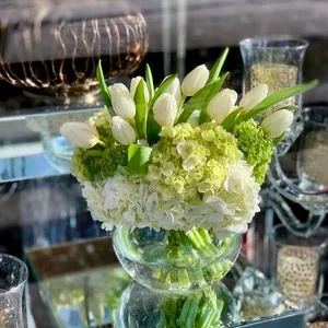 alain simon fleurs centerpiece for weddings