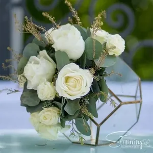Stunning flowers and gifts66