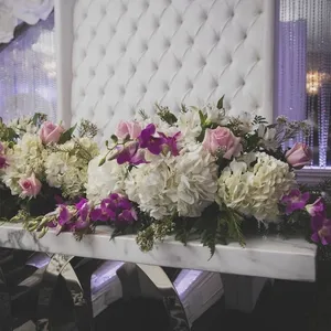 elegant wedding simple sangria wedding in montreal25 1