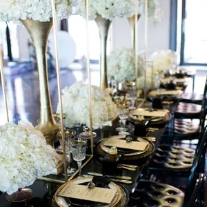 elegant wedding black swan wedding inspiration24 2