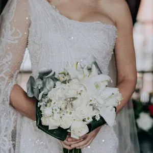 la graces des fleurs montreal florist for weddings5 683x1024