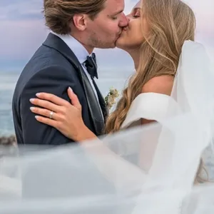 Caroline Clouatre Photographe main photo 669x1024