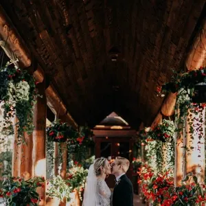 elegant wedding diamond directory bonnallie brodeur photographes11 683x1024