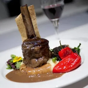 Le chateaubriande montreal wedding venue2 1024x681